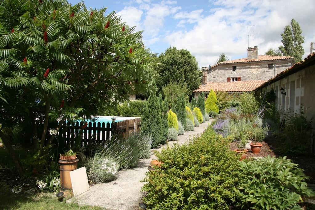 Bed and Breakfast La Tonnellerie Chateauneuf-sur-Charente Экстерьер фото